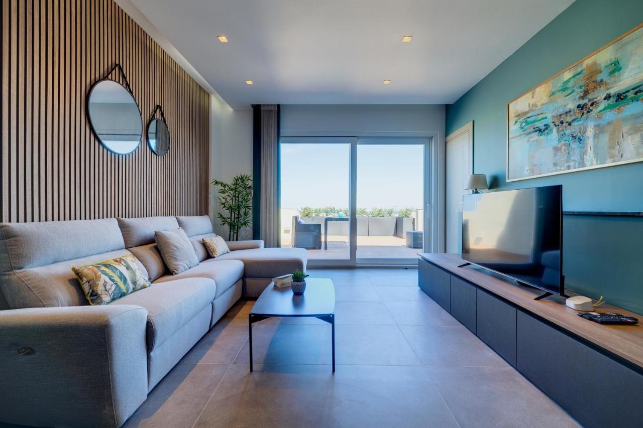 Luxury Penthouse With Terrace And Views Appartement