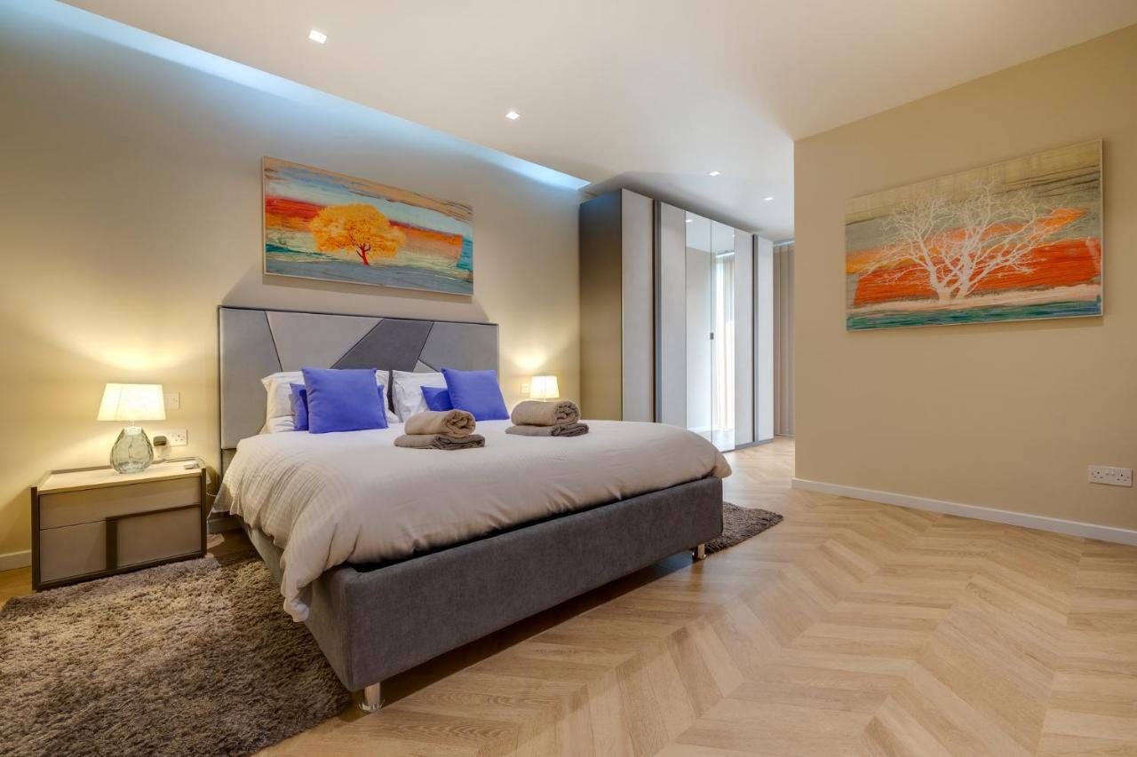 Luxury Penthouse With Terrace And Views Appartement *