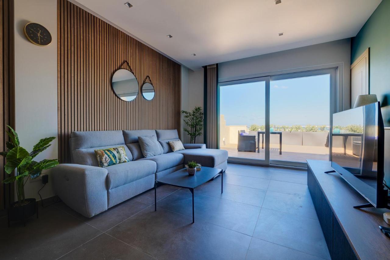 Luxury Penthouse With Terrace And Views Appartement *