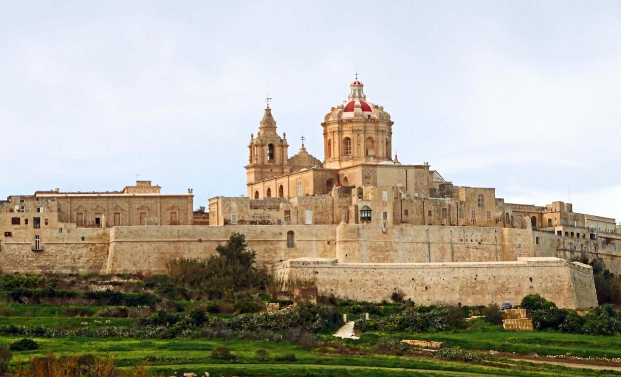 Luxury Penthouse With Terrace And Views * San Ġiljan