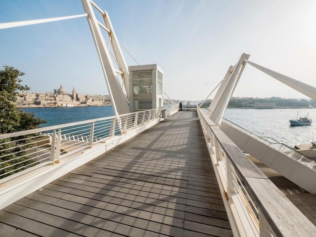 Appartement Luxury Penthouse With Terrace And Views